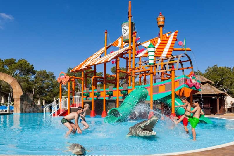 Juegos de agua en el Invisa Hotel Club Cala Verde
