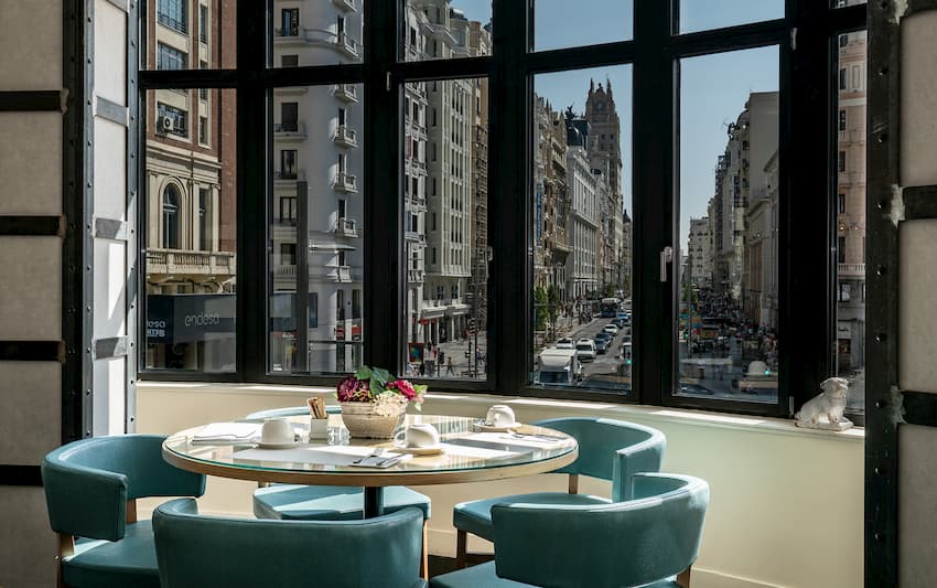 Vistas a la la Gran Vía de Madrid desde el hotel Vincci Capitol