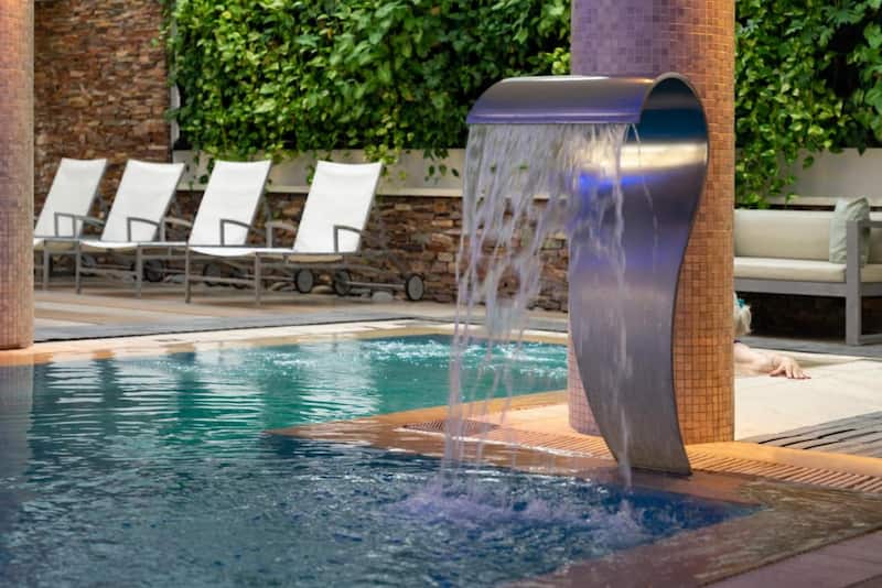 Pileta climatizada del Hotel Uthgra Sasso