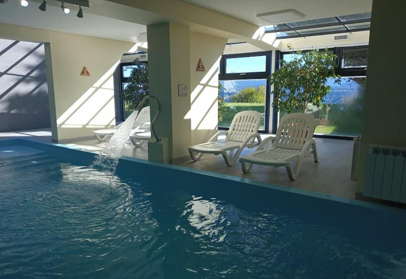 Pileta climatizada del Hotel Patagonia