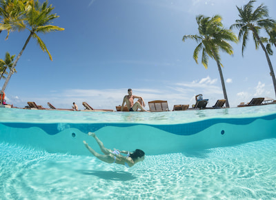 Royal Island Resort