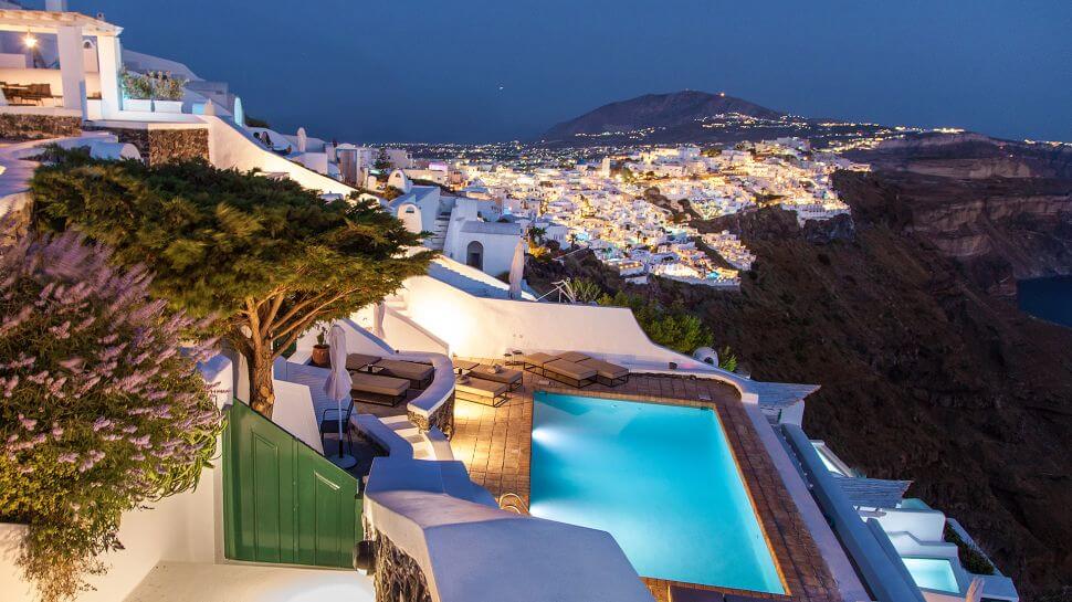 Piscina con vistas a la caldera