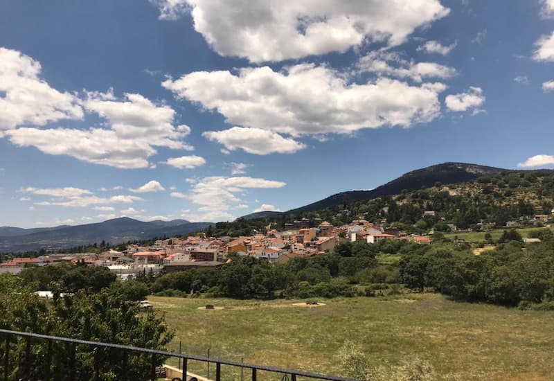 Vistas a las montañas desde el hotel El Mirador de Cercedilla