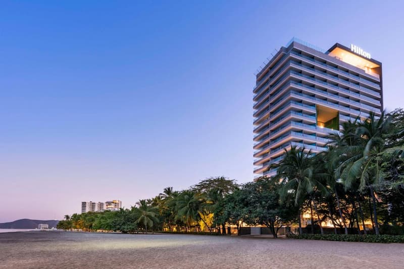 Hilton Santa Marta un hotel 5 estrellas frente al mar en Santa Marta