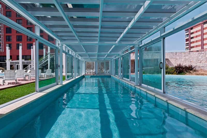 Piscina climatizada del Sheraton Mar Del Plata Hotel 