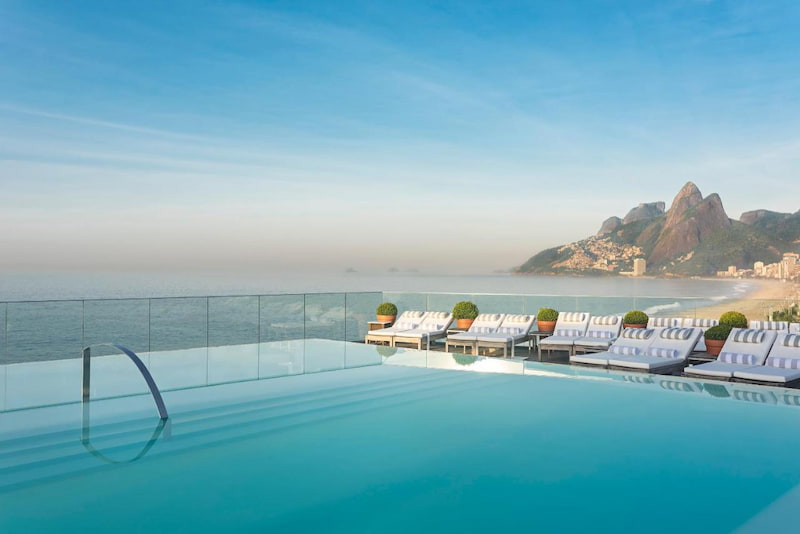 Vistas al mar desde la piscina del Hotel Fasano Rio de Janeiro